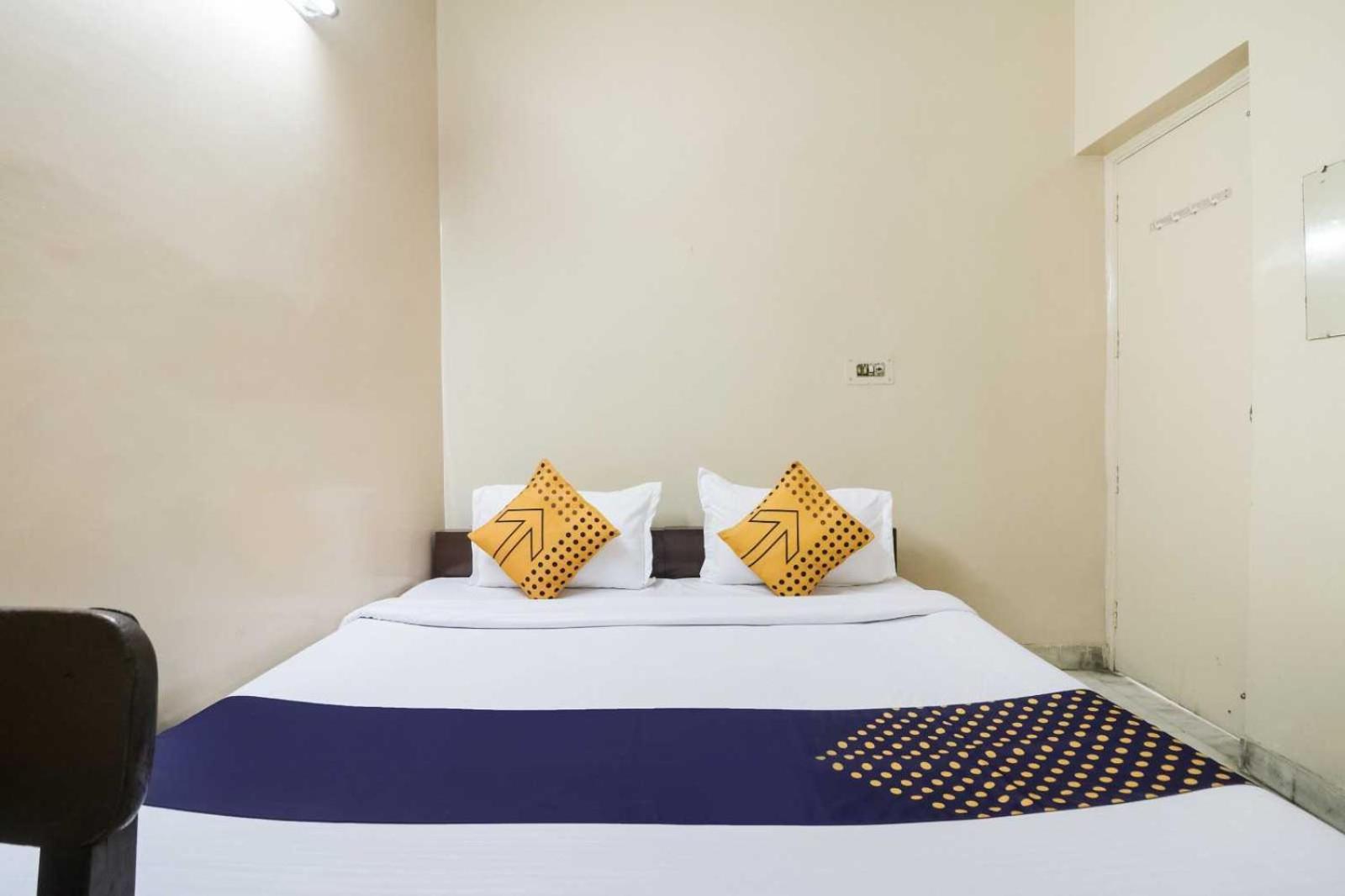 Hotel O Chandu Inn New Delhi Exterior photo