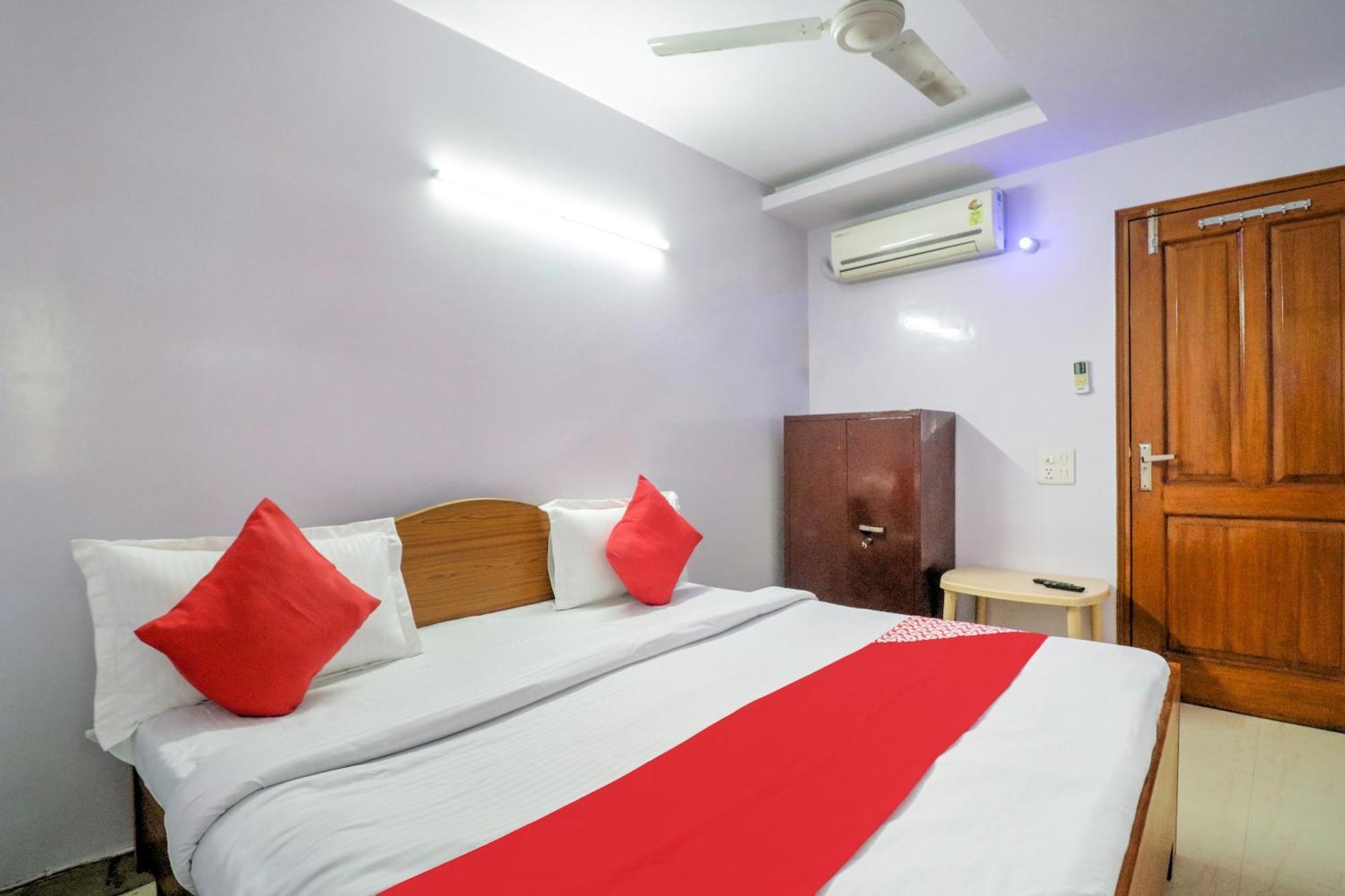 Hotel O Chandu Inn New Delhi Exterior photo